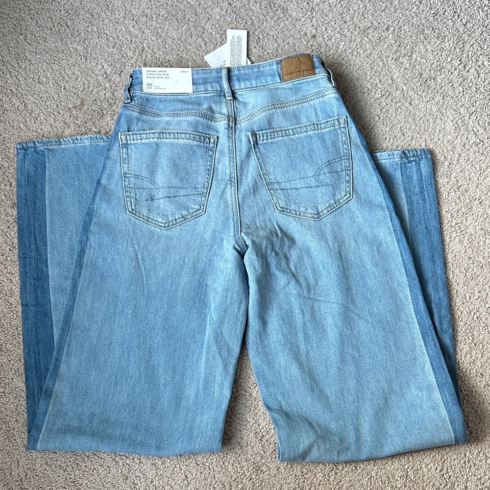 American Eagle Outfitters Women’s Light Blue Baggy Wide Jeans - Picture 8 of 10